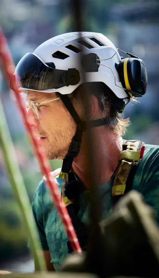 Edelrid Tectum Helmet Sun Visor - Image 4
