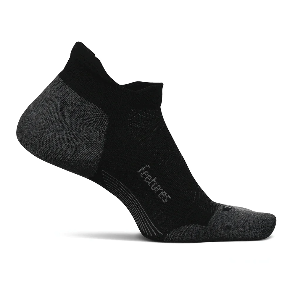 Feetures Elite Max Cushion No-Show Tab Socks - Image 5