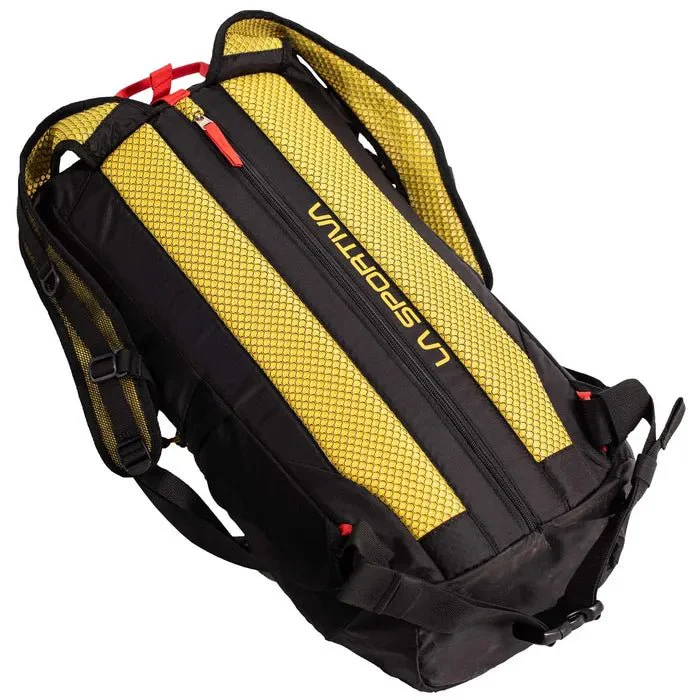 La Sportiva Alpine 30 Litre Daypack - Image 4