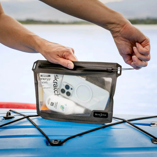 NiteIze RunOff Waterproof 3-1-1 Travel Pouch - Image 3