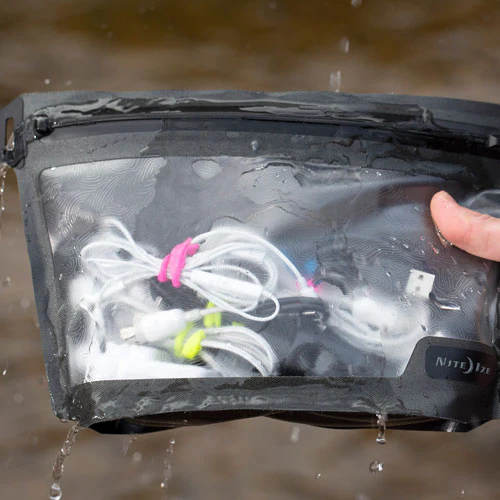 NiteIze RunOff Waterproof 3-1-1 Travel Pouch - Image 4