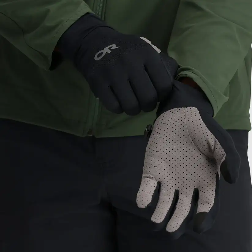 Outdoor Research ActiveIce Chroma Full Sun Gloves - Image 2