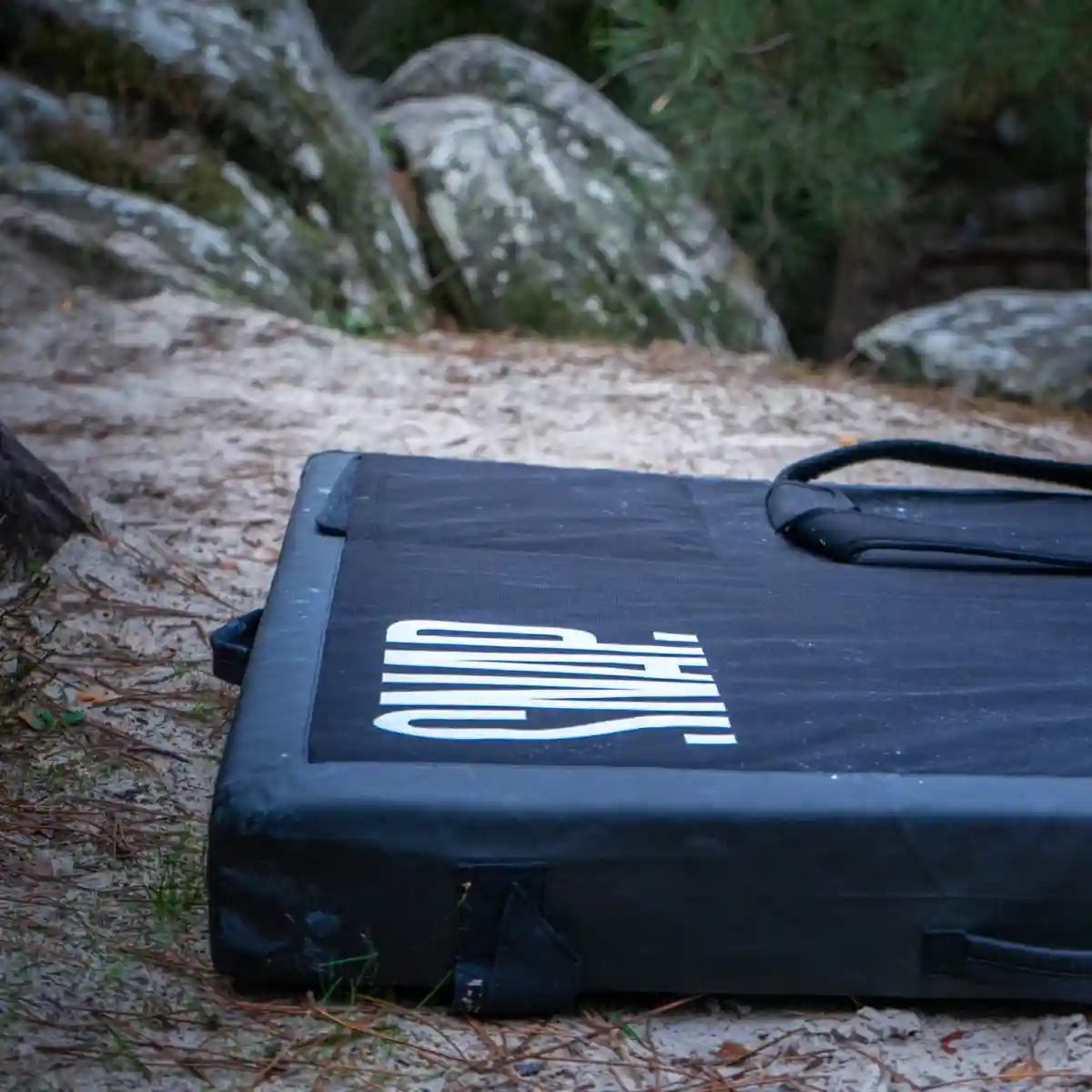 SNAP Stamina Bouldering Crash Pad - Image 7
