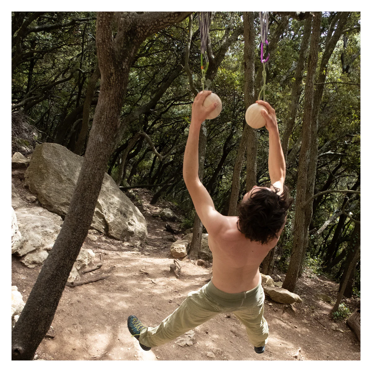 YY Vertical Climbing Balls Training Gear - 8cm - Image 3